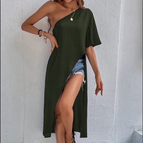 Boho Black Plain One Shoulder Asymmetrical Hem Blouse - Picture 10 of 13